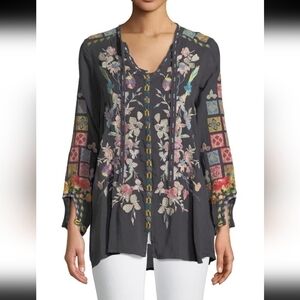 JOHNNY Was Navy Blue Nikolita Embroidered Blouse